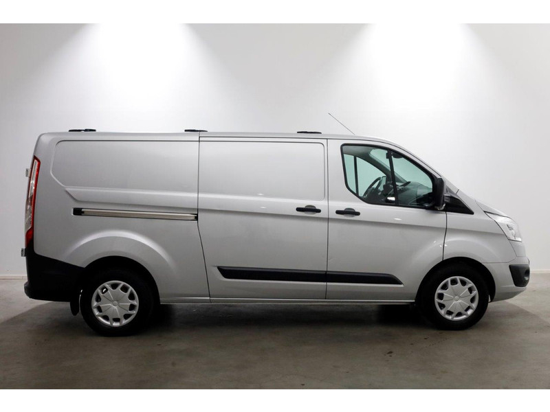 38444591-ford-transit-custom-11