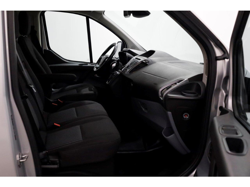 38444591-ford-transit-custom-3