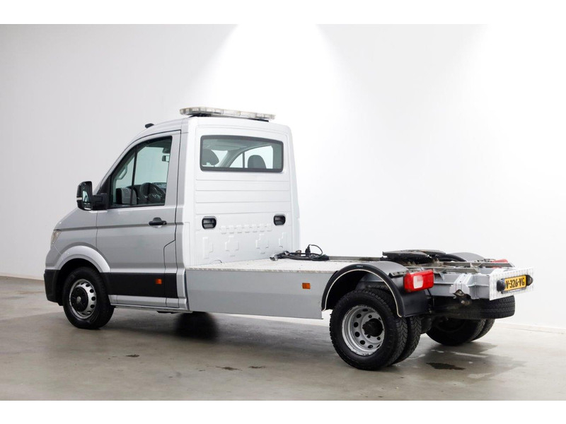 39346310-volkswagen-crafter-13