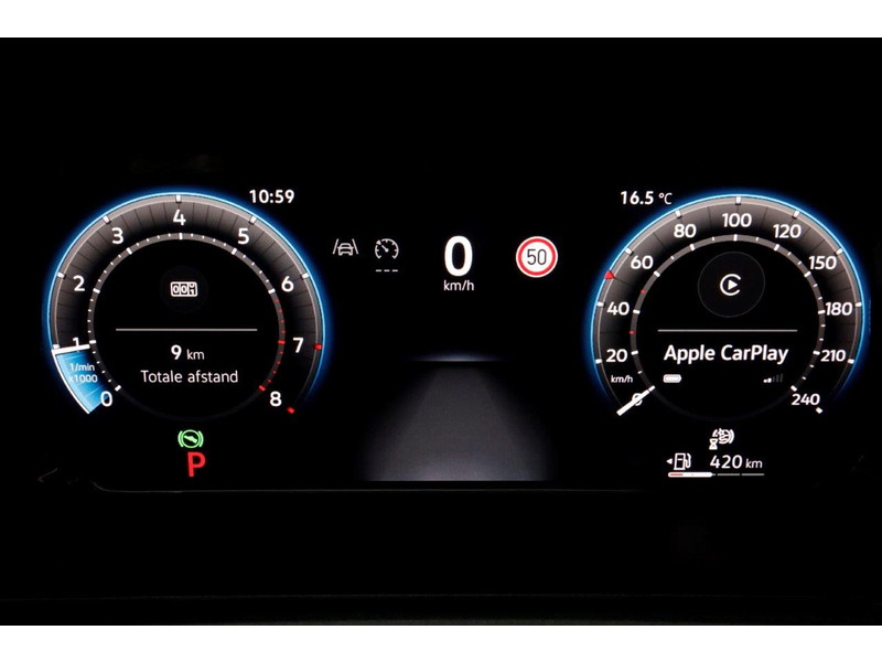 41213086-volkswagen-caddy-21