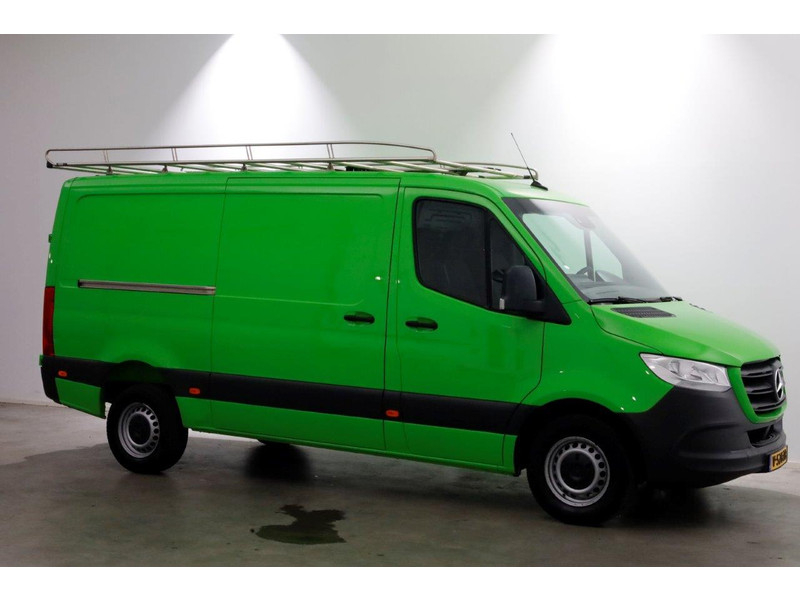 41324483-mercedes-benz-sprinter-11