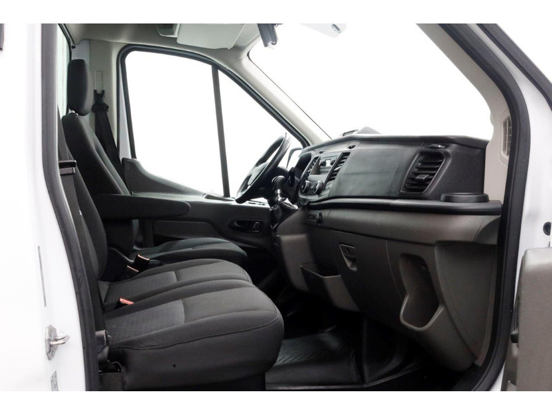 41595479-ford-transit-3