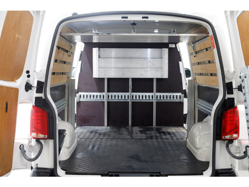 41949825-volkswagen-transporter-5