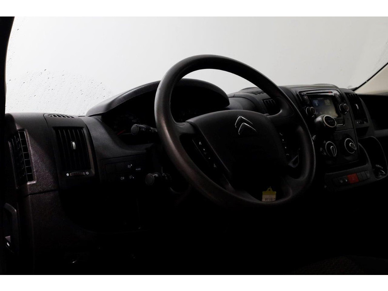42052167-citroen-jumper-13