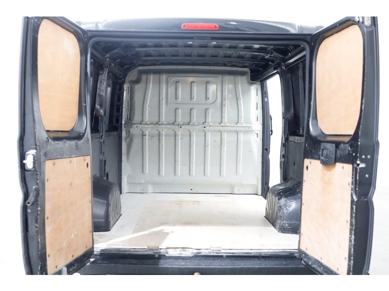 42052167-citroen-jumper-5