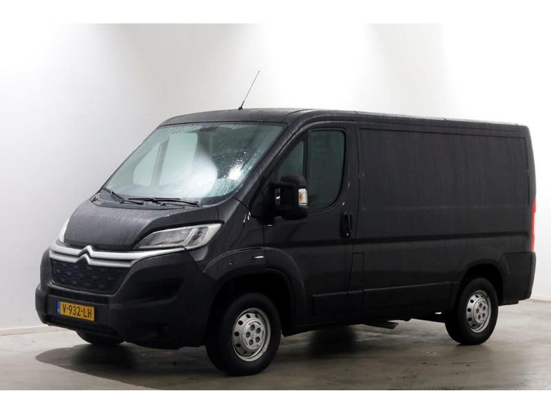 42052167-citroen-jumper-9