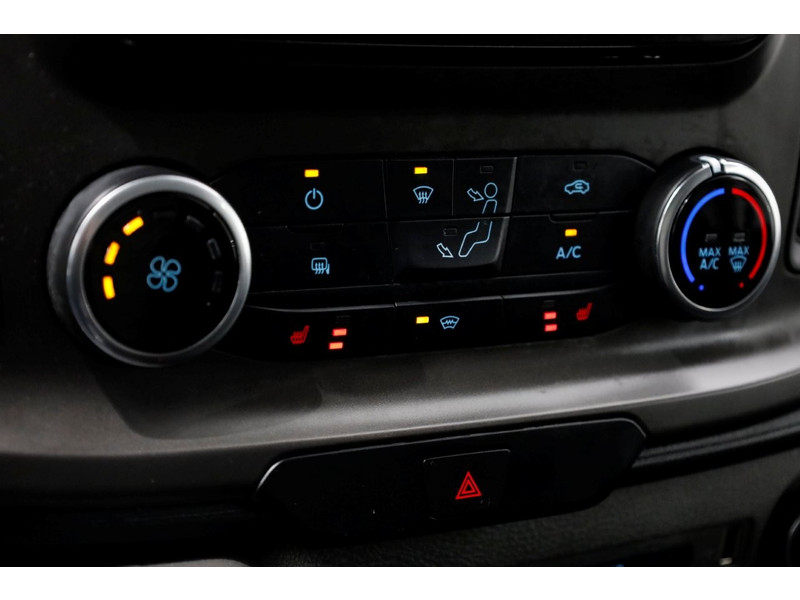 42326697-ford-transit-custom-16