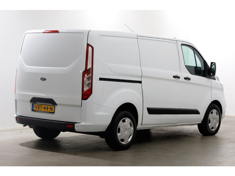 42326697-ford-transit-custom-2