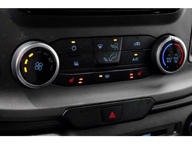 42326763-ford-transit-custom-15