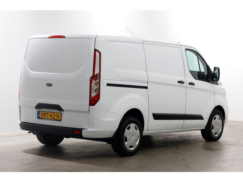 42326763-ford-transit-custom-2