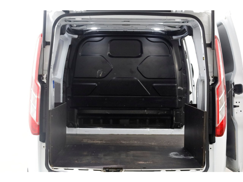 42358017-ford-transit-custom-5