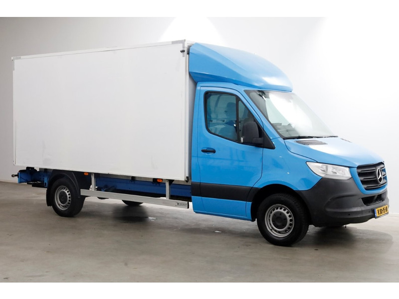 42375468-mercedes-benz-sprinter-10