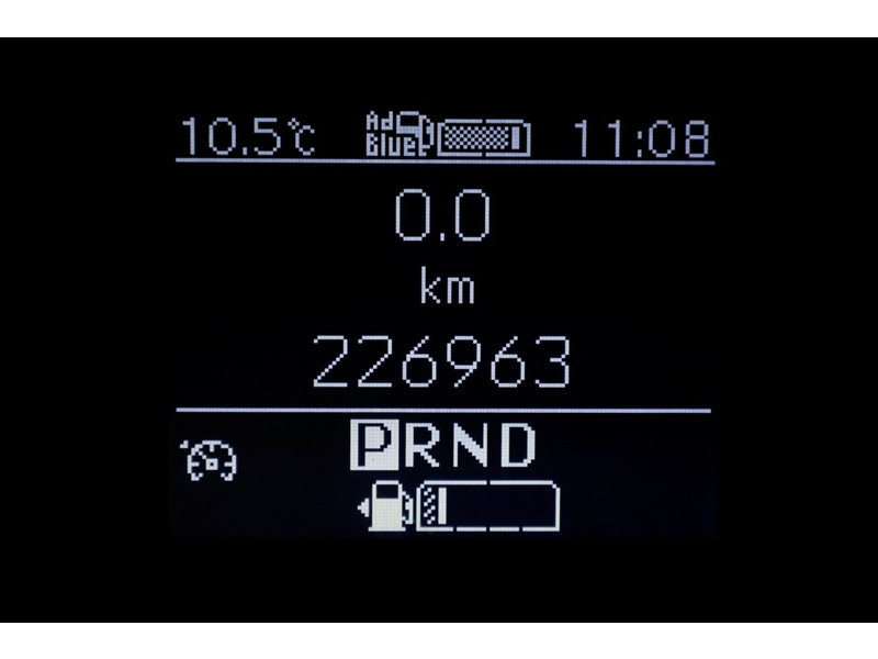42375468-mercedes-benz-sprinter-17