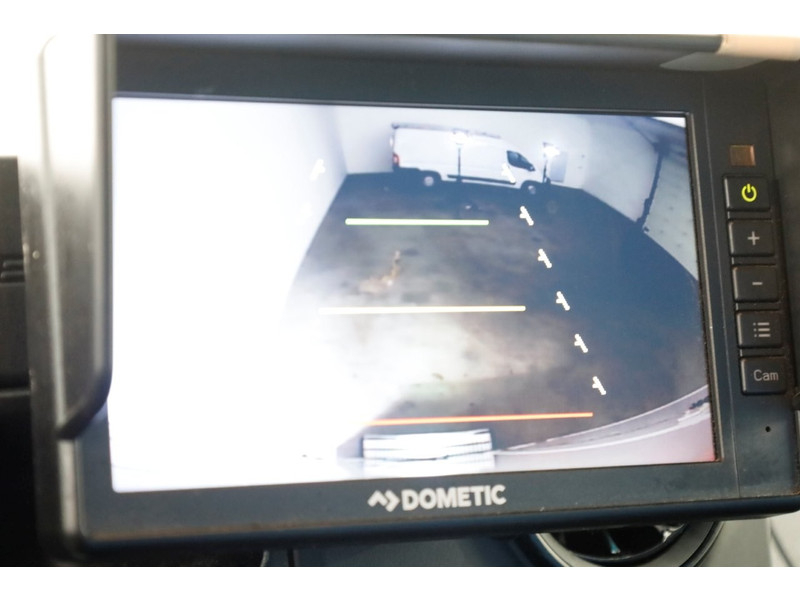42510365-mercedes-benz-sprinter-13