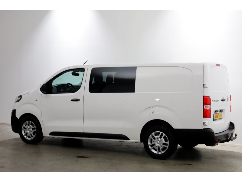 42573458-opel-vivaro-11