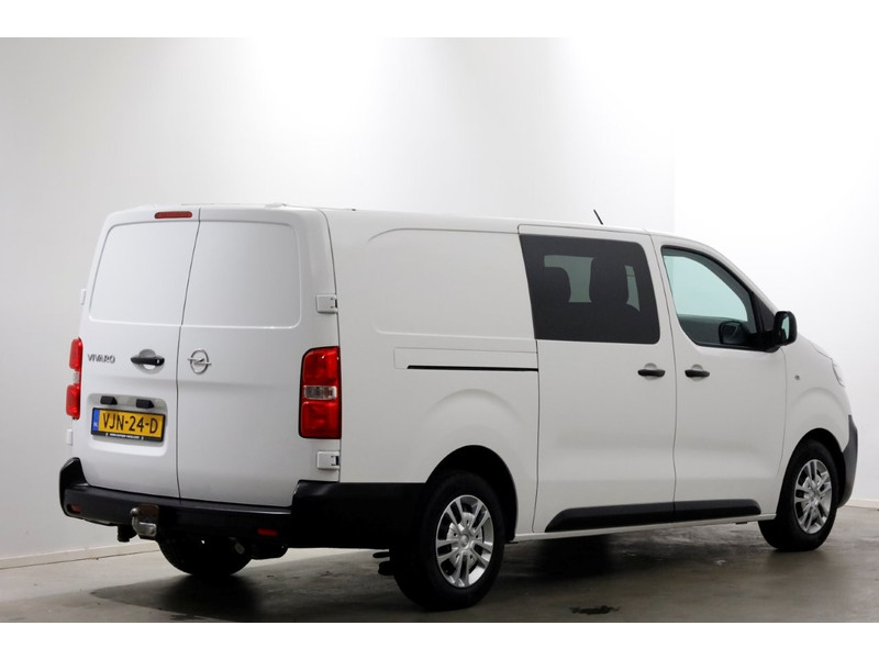 42573458-opel-vivaro-2