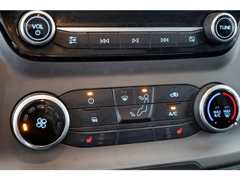 42595669-ford-transit-custom-17