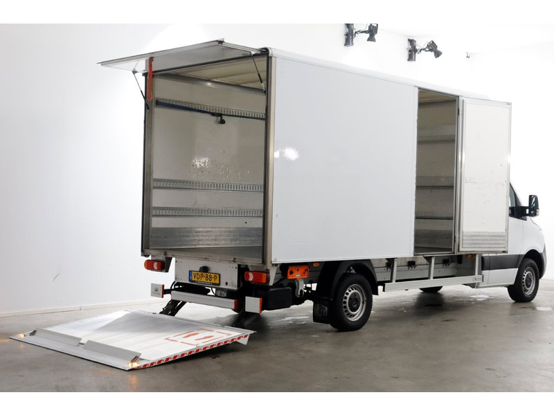 42876734-mercedes-benz-sprinter-3