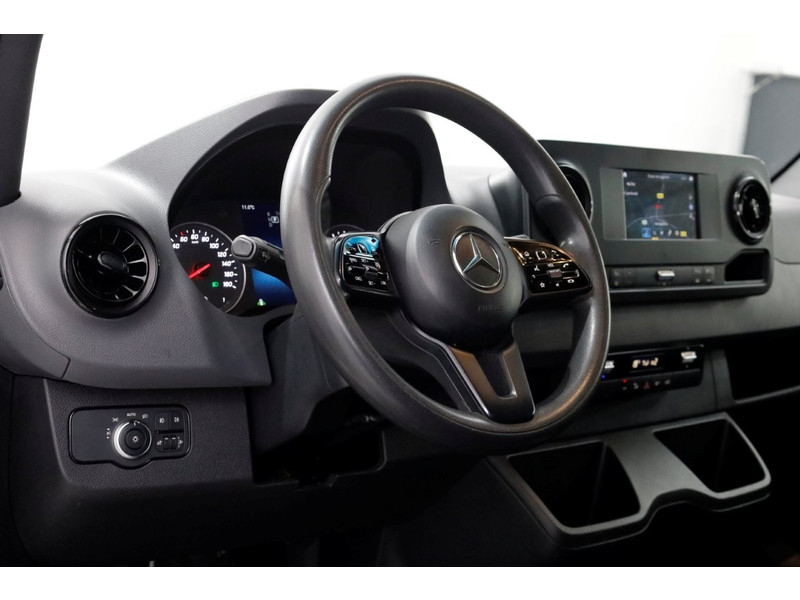 43508469-mercedes-benz-sprinter-16
