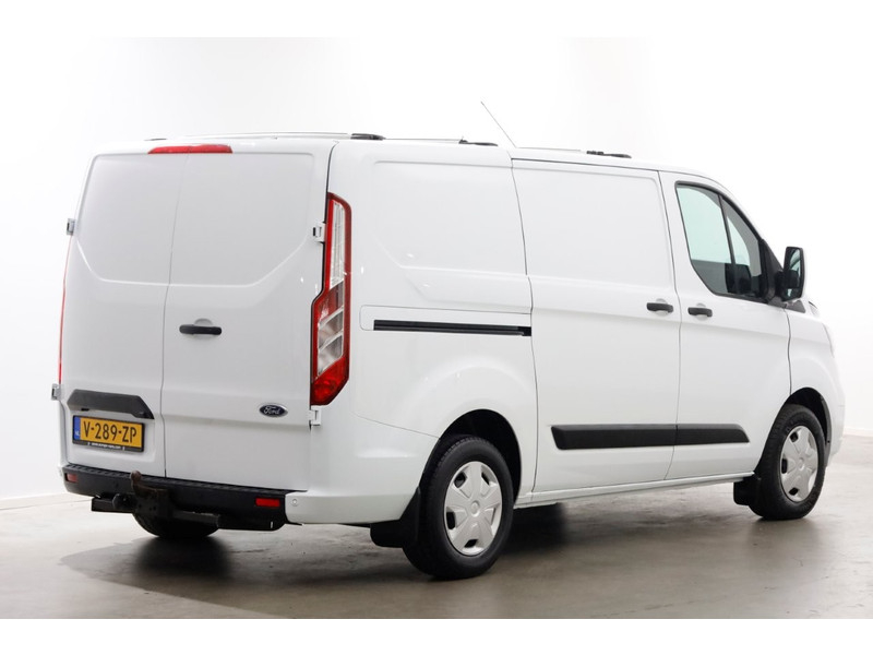 44370511-ford-transit-custom-12