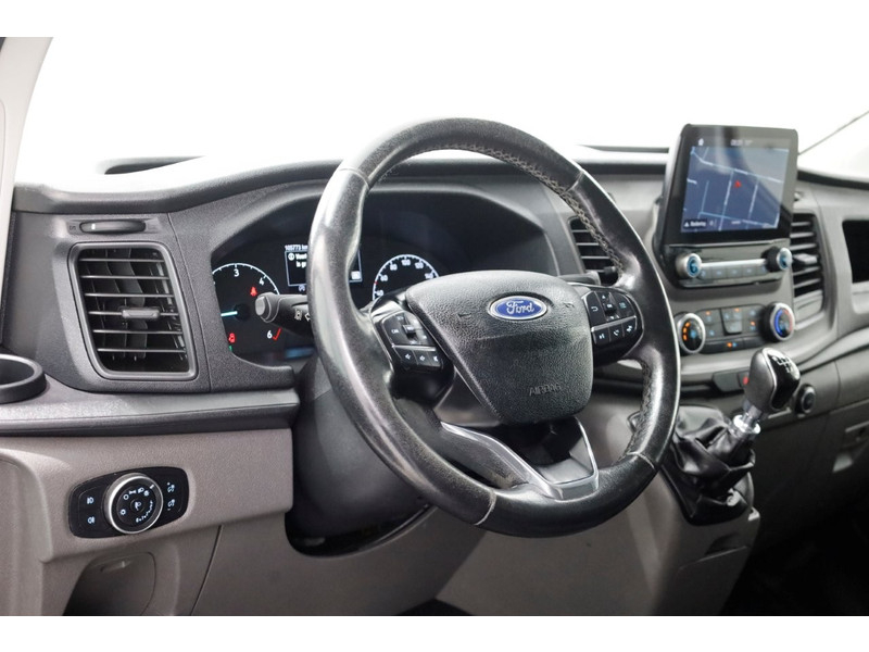 44370511-ford-transit-custom-17