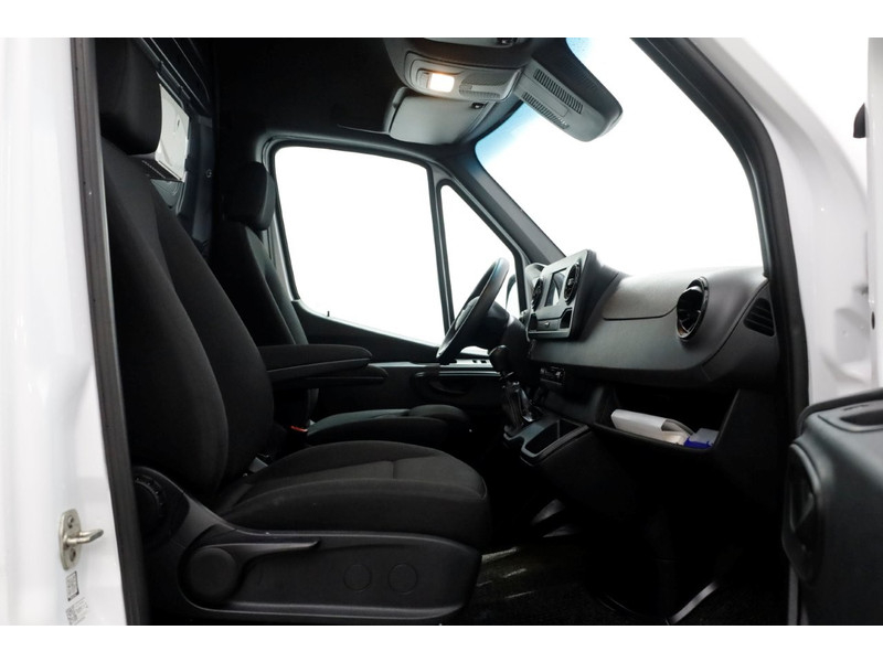 44461651-mercedes-benz-sprinter-5