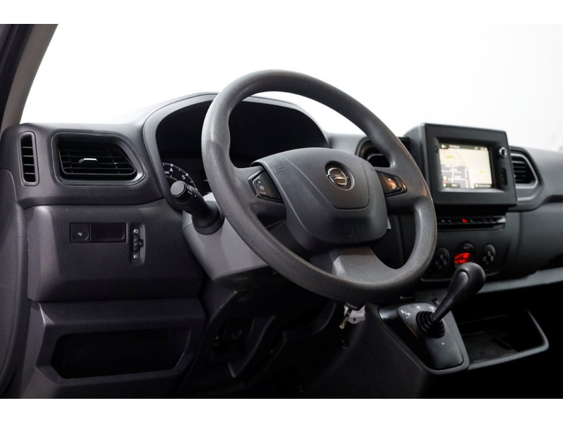 44537196-opel-movano-13
