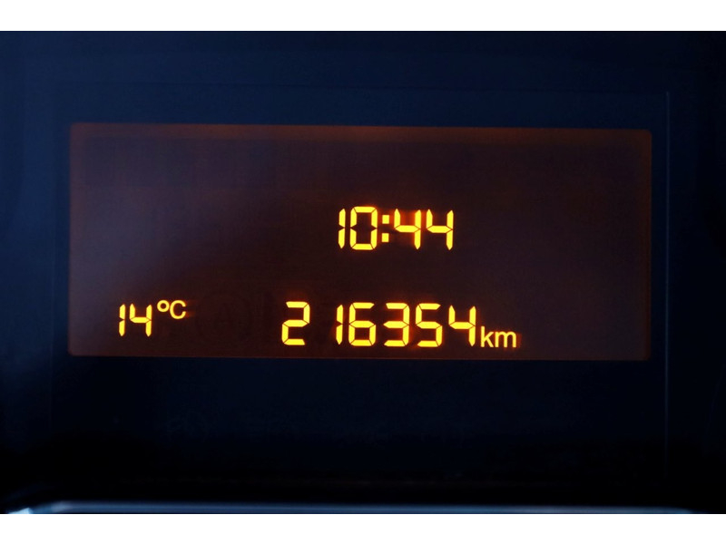 44725270-opel-movano-19