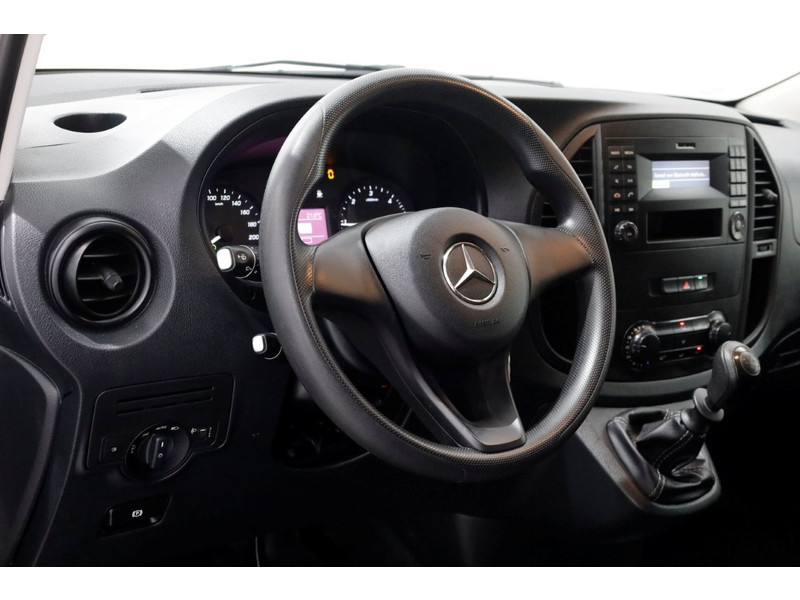 44846094-mercedes-benz-vito-12