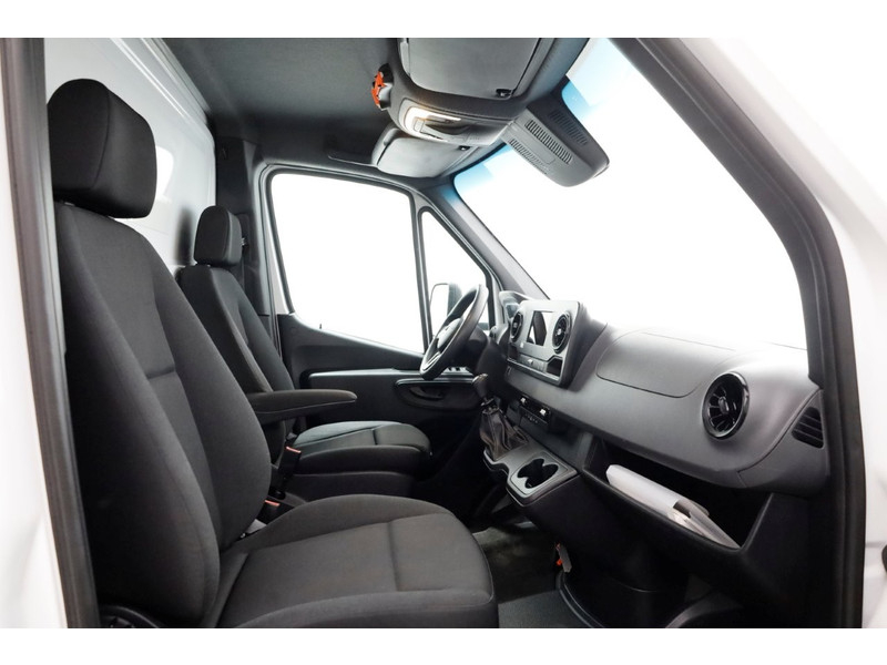 44911693-mercedes-benz-sprinter-5