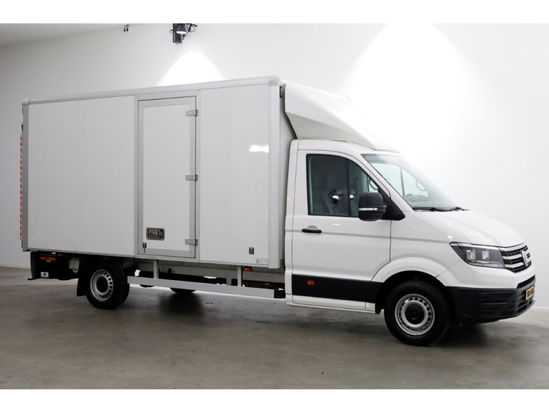 45412524-volkswagen-crafter-11