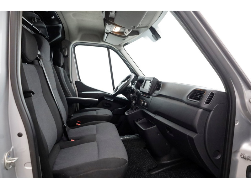 45469817-renault-master-3