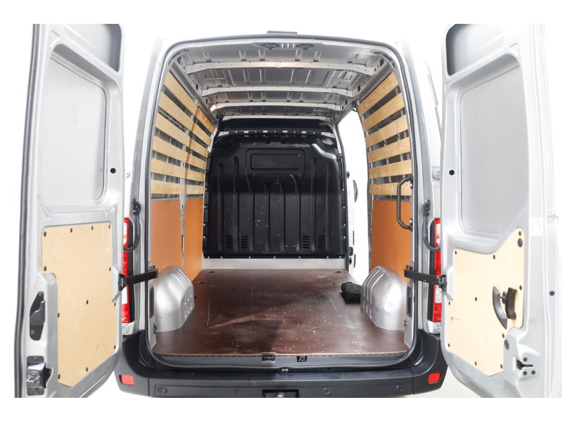 45469817-renault-master-5