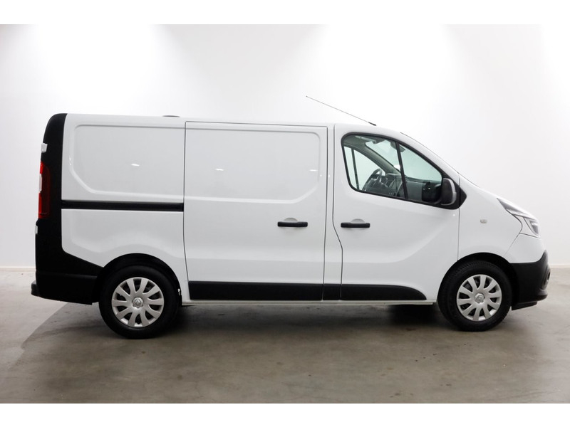 45737522-renault-trafic-7