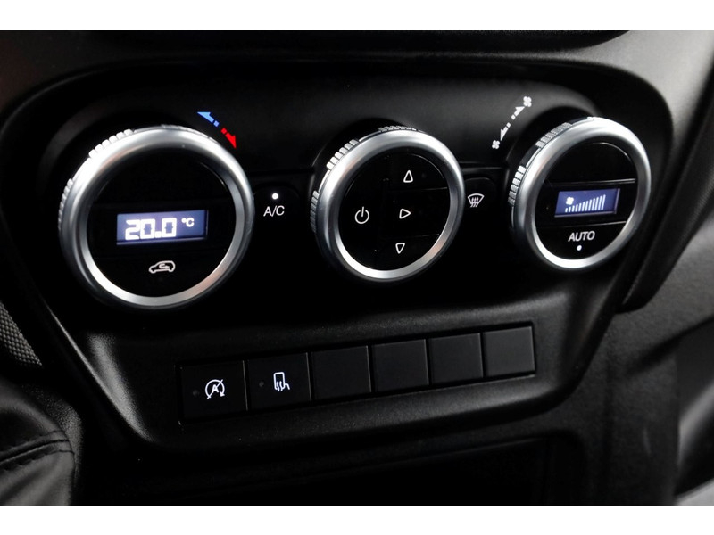 45737860-iveco-daily-19
