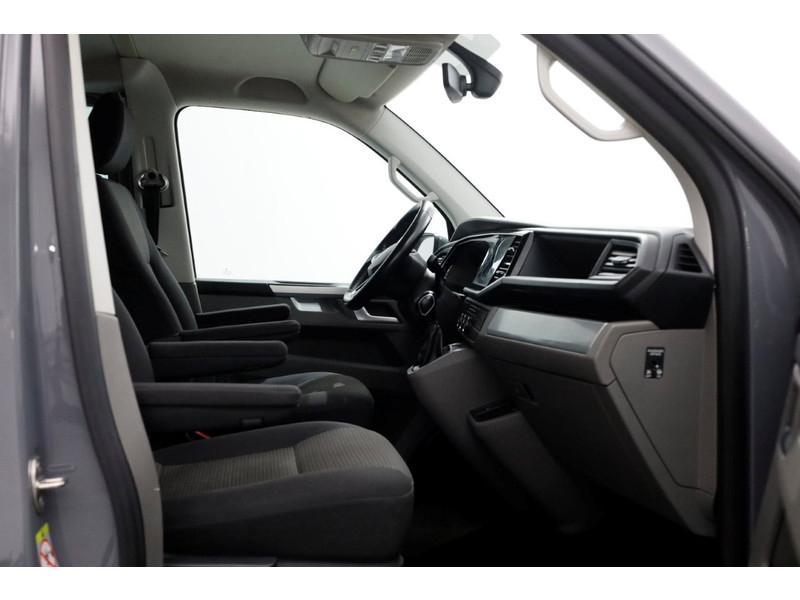 45740420-volkswagen-transporter-6