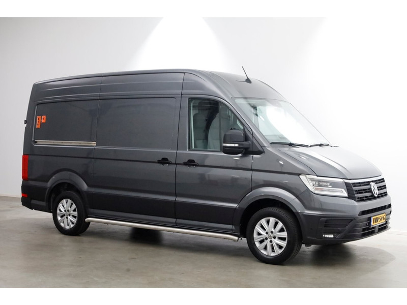45822924-volkswagen-crafter-13