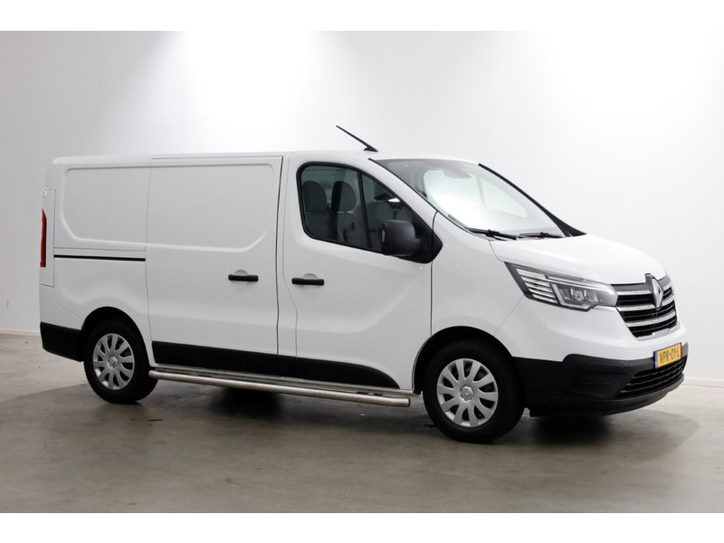 46074653-renault-trafic-10