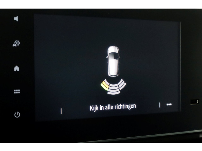 46074653-renault-trafic-16