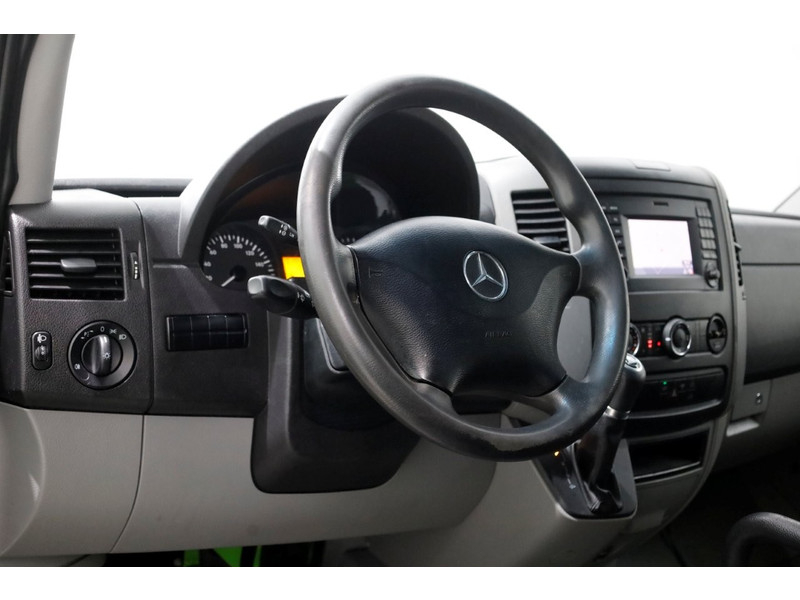 46145581-mercedes-benz-sprinter-15