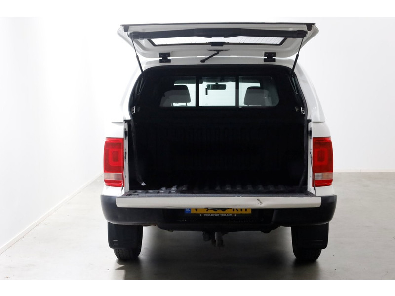 46475811-volkswagen-amarok-14
