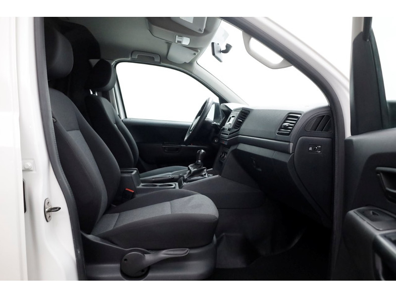 46475811-volkswagen-amarok-3