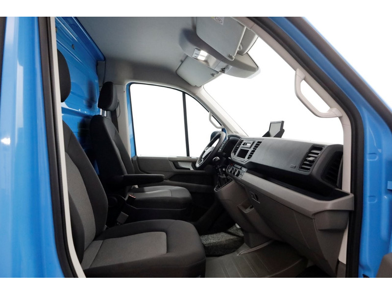 46520213-volkswagen-crafter-3