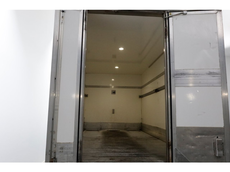 46520213-volkswagen-crafter-5