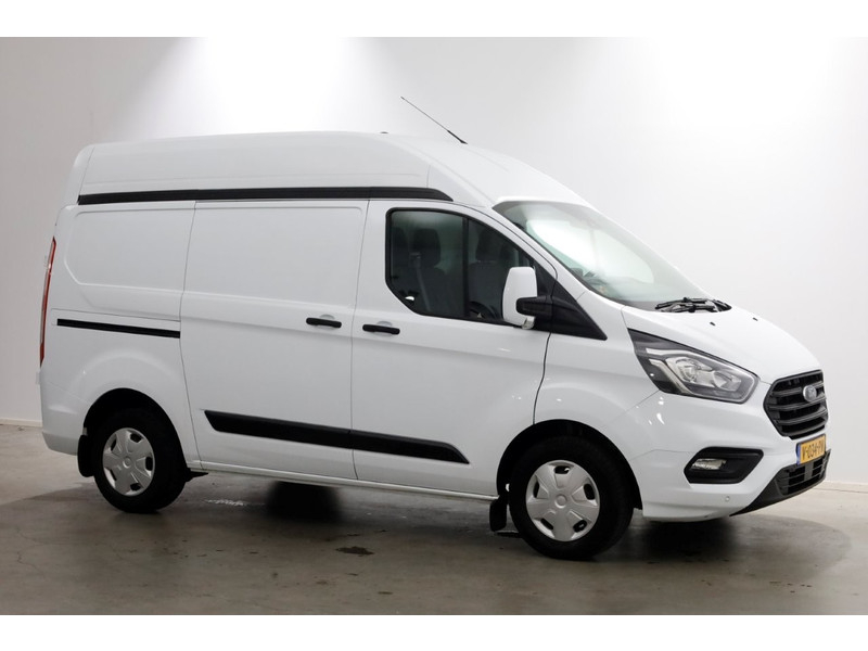 46561544-ford-transit-custom-10