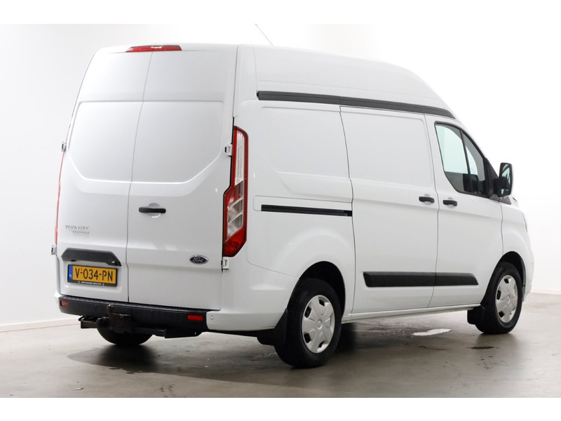 46561544-ford-transit-custom-2