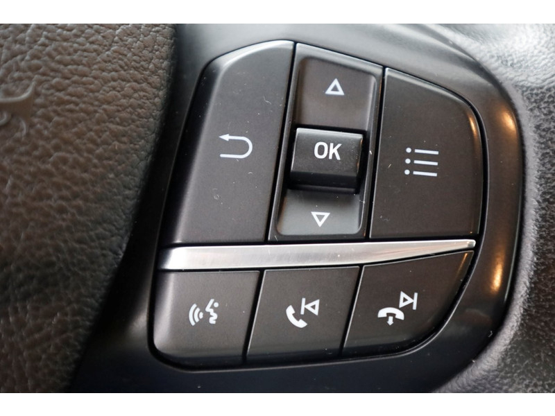 46697716-ford-transit-custom-16