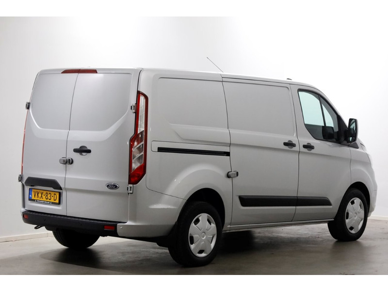 46697716-ford-transit-custom-2
