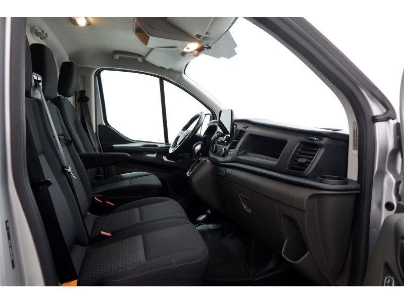 46697716-ford-transit-custom-3