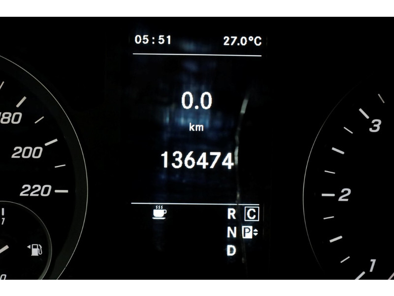 46720055-mercedes-benz-vito-16